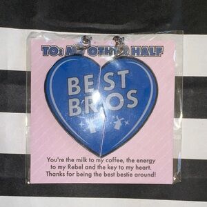 Dutch Bros Coffee 'Best Bros' Heart Keychain Set